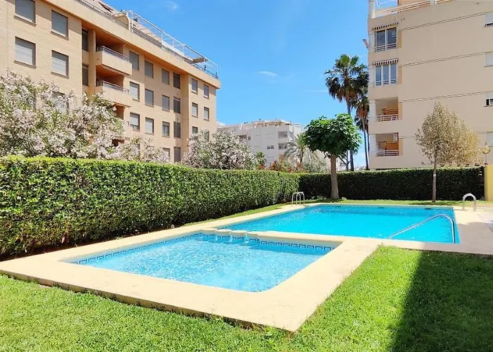 Alondras By Costa デニア